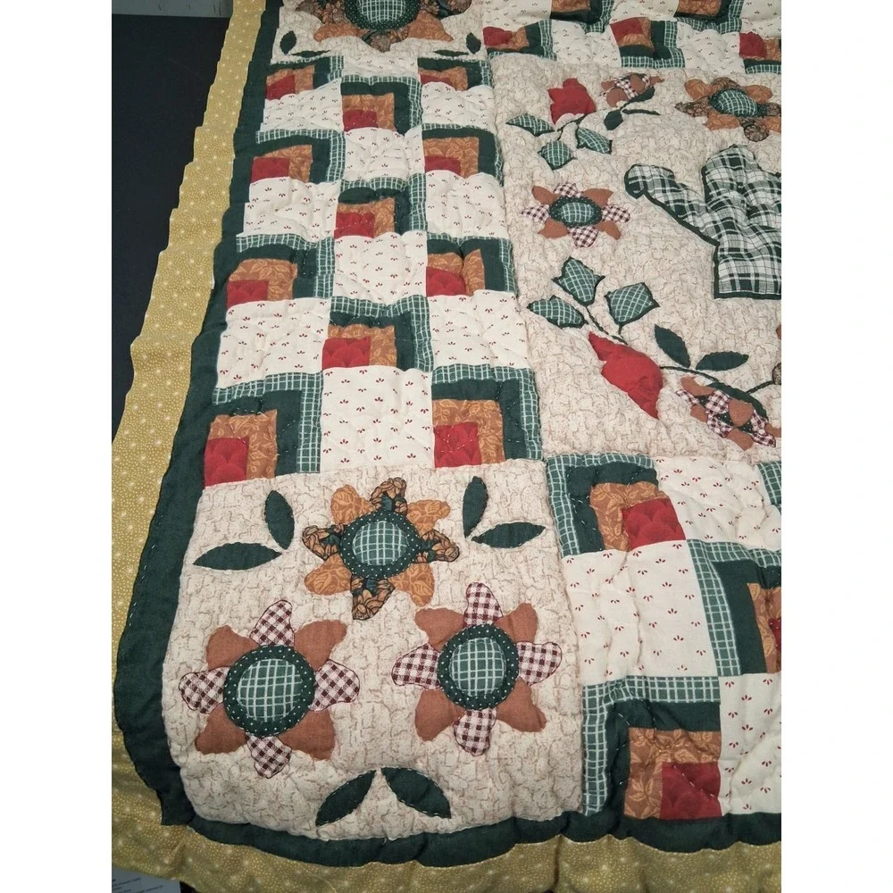 Artisan Handmade Garden Lap Quilt Wall Hanging 33.5x33.5 Square Country Cottage